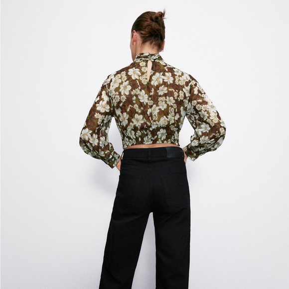 NWT ZARA cropped floral print blouse - Picture 4 of 9